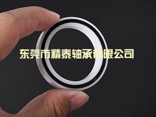 塑料軸承廠家教大家如何選擇適合塑料軸承？